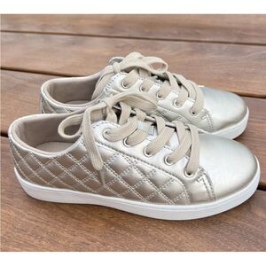 ISAAC MIZRAHI Live! Pale Metallic Gold Lace-Up Quilted Sneakers - Size 6 M